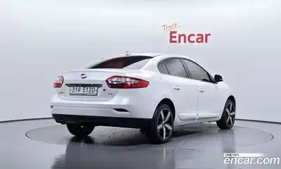 Renault SM3 2010 1.6 Автомат в Москве № 226047, миниатюра 3