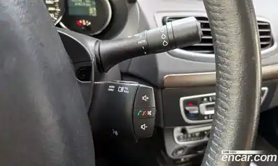 Renault SM3 2010 1.6 Автомат в Москве № 226047, миниатюра 7