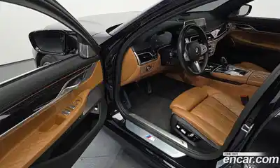 BMW 7-Series 2022 3.0 Автомат в Москве № 228446, миниатюра 3