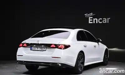 Mercedes-Benz E-Class, 2025