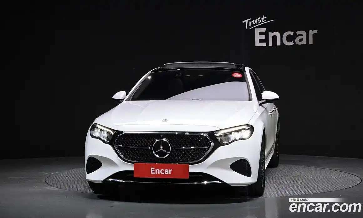 Mercedes-Benz E-Class 2025 2.0 Автомат в Москве № 229378, фото 12