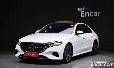 Mercedes-Benz E-Class 2025 2.0 Автомат в Москве № 229378, миниатюра 3