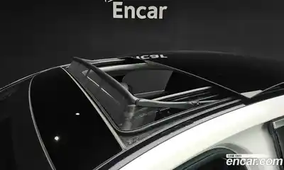 Mercedes-Benz E-Class 2025 2.0 Автомат в Москве № 229378, миниатюра 4