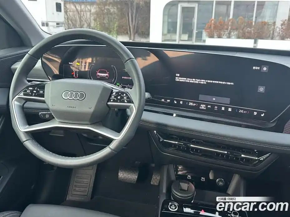 Audi Q6 e-tron 2025 Автомат в Москве № 230281, фото 14