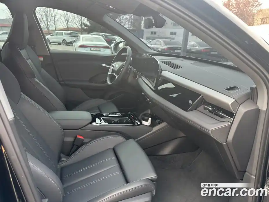 Audi Q6 e-tron 2025 Автомат в Москве № 230281, фото 20