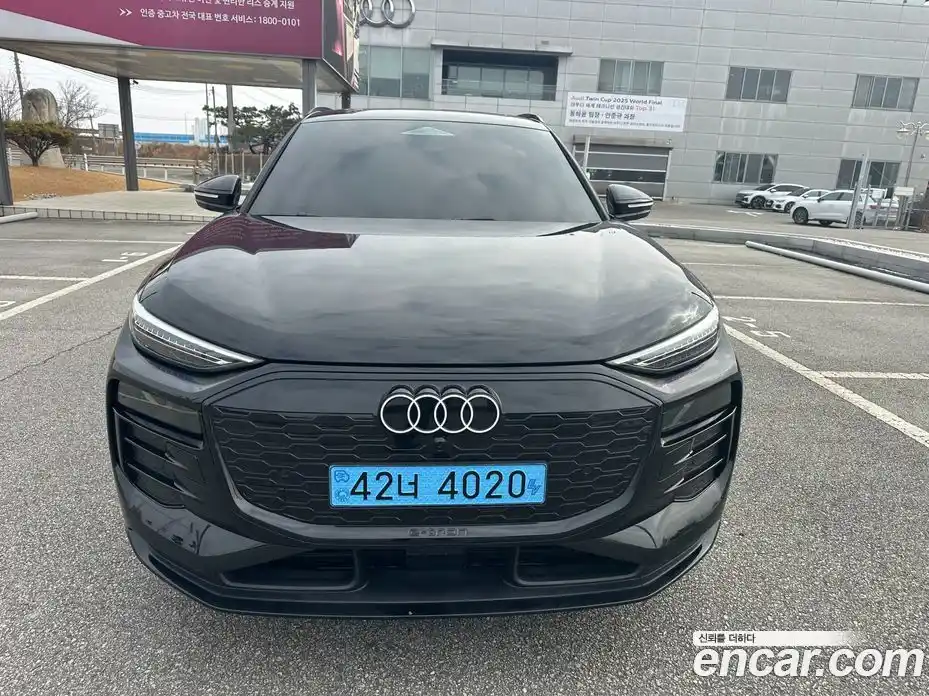 Audi Q6 e-tron 2025 Автомат в Москве № 230281, фото 3