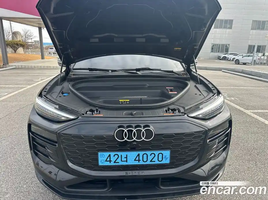 Audi Q6 e-tron 2025 Автомат в Москве № 230281, фото 6