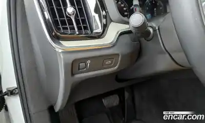 Volvo V60 2019 2.0 Автомат в Москве № 230590, миниатюра 10