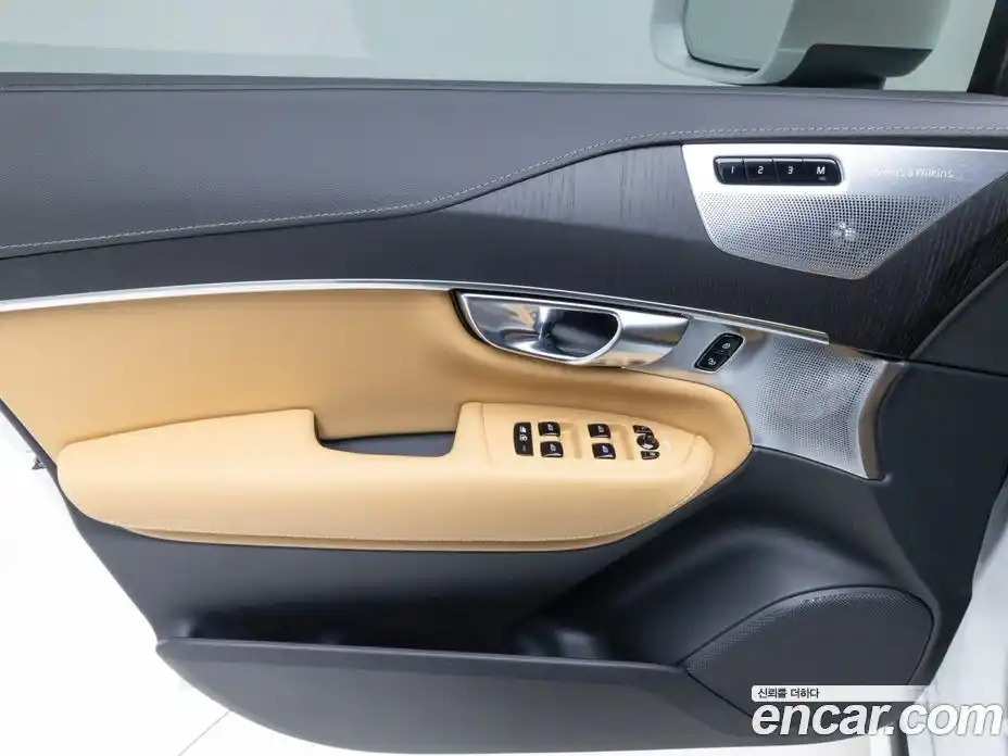 Volvo XC90 2025 2.0 Автомат в Москве № 230781, фото 15