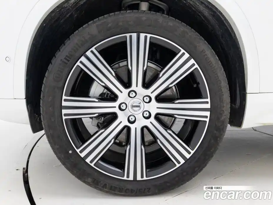 Volvo XC90 2025 2.0 Автомат в Москве № 230781, фото 5