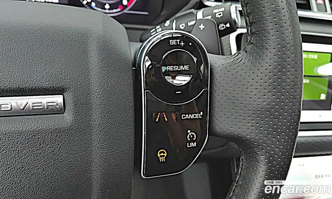 Land Rover Range-Rover Velar 2018 2.0 Автомат в Москве № 231305, фото 16