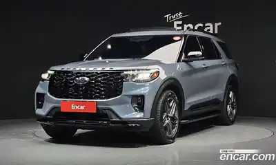 Ford Explorer, 2025