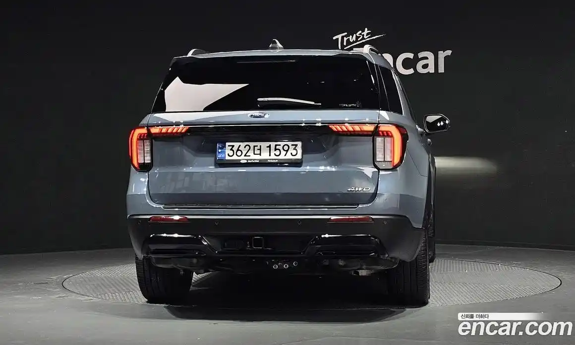 Ford Explorer 2025 2.3 Автомат в Москве № 233220, фото 4