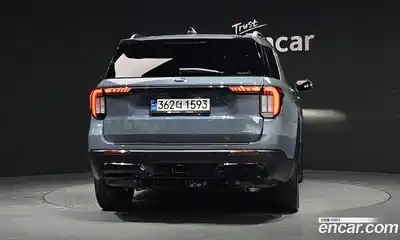 Ford Explorer 2025 2.3 Автомат в Москве № 233220, миниатюра 4