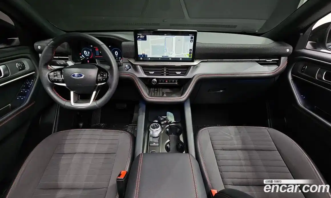 Ford Explorer 2025 2.3 Автомат в Москве № 233220, фото 7