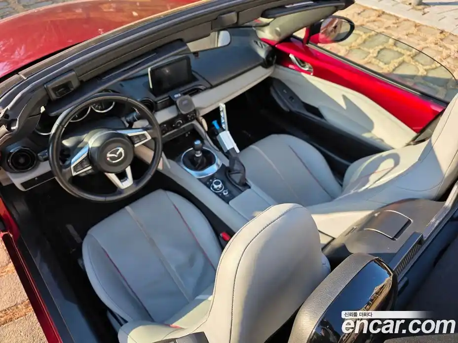 Mazda MX-5 Miata 2019 2.0 Механическая в Москве № 236109, фото 9