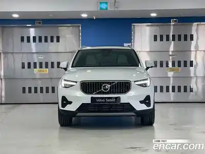 Volvo XC40 2025 2.0 Автомат в Москве № 251296, миниатюра 3