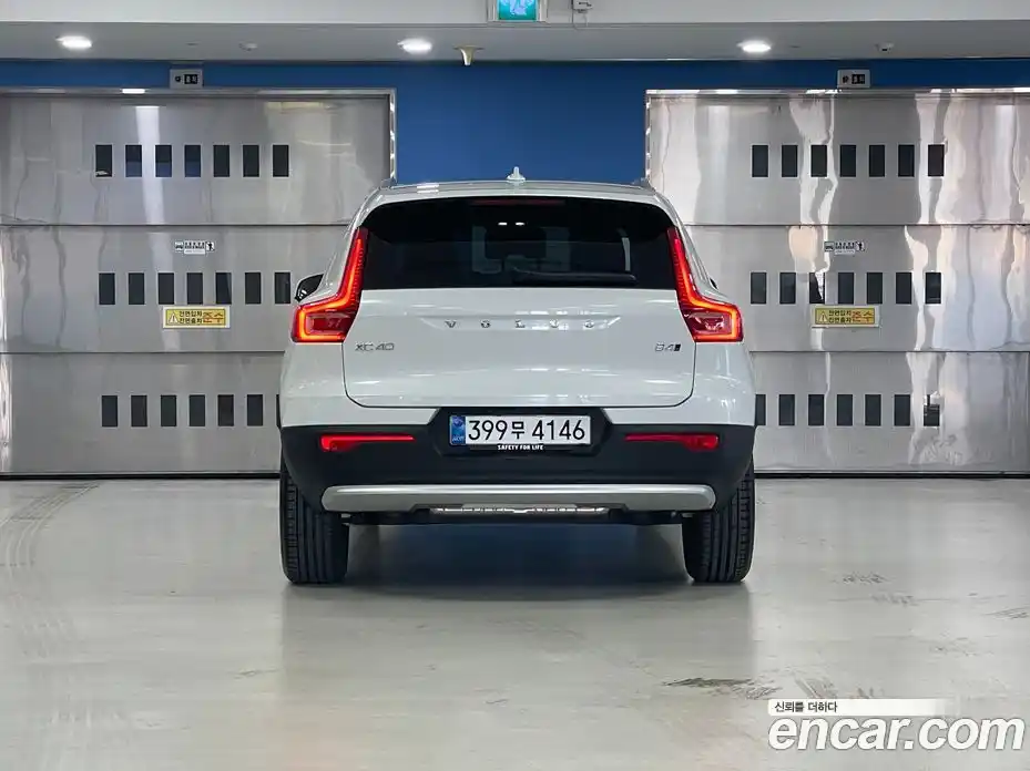Volvo XC40 2025 2.0 Автомат в Москве № 251296, фото 4