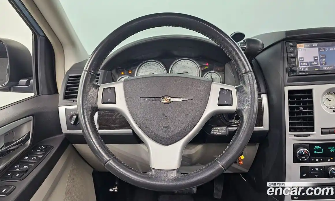 Chrysler Grand Voyager 2010 3.8 Автомат в Москве № 256759, фото 13