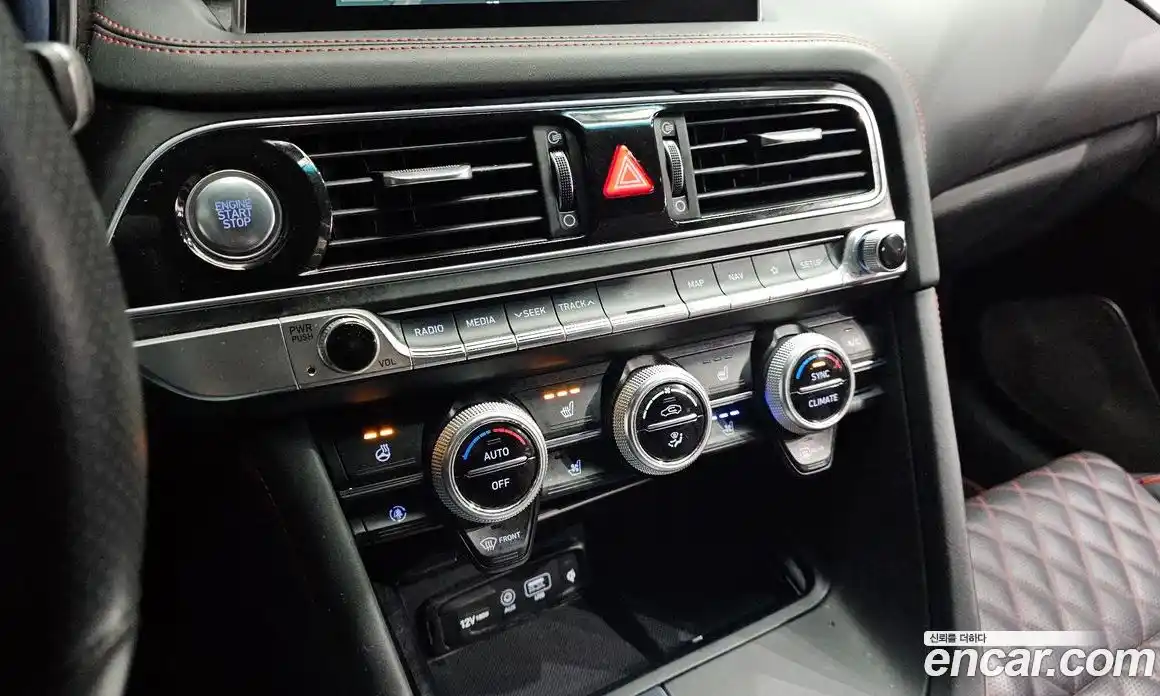 Genesis G70 2019 3.3 Автомат в Москве № 26092, фото 18