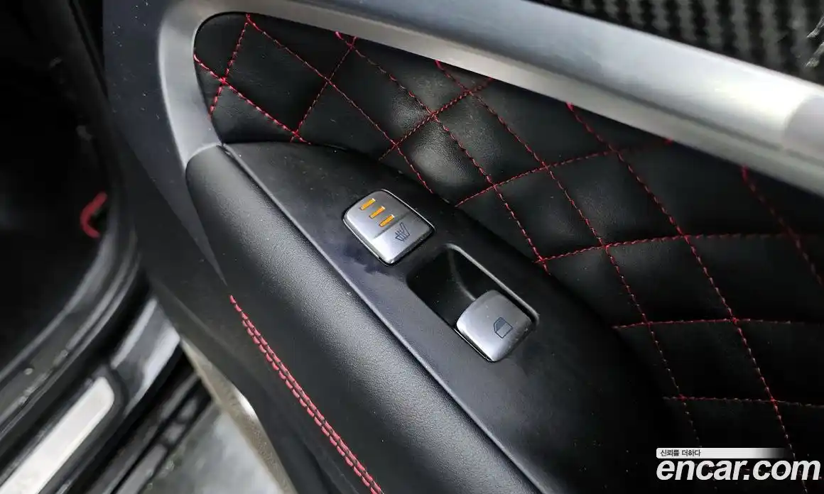 Genesis G70 2019 3.3 Автомат в Москве № 26092, фото 20