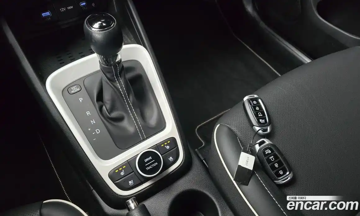 Hyundai Venue 2024 1.6 Автомат в Москве № 276277, фото 8