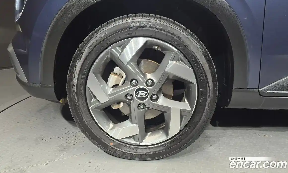 Hyundai Venue 2024 1.6 Автомат в Москве № 276277, фото 9