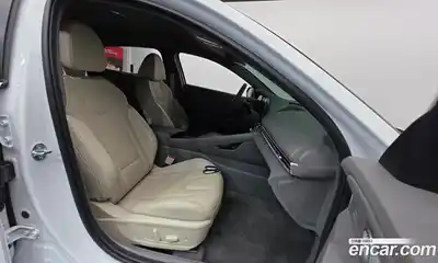 Hyundai Avante 2024 1.6 Автомат в Москве № 279316, миниатюра 11