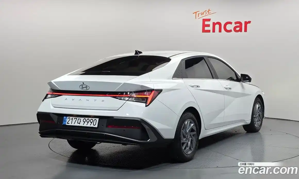 Hyundai Avante 2024 1.6 Автомат в Москве № 279316, фото 17