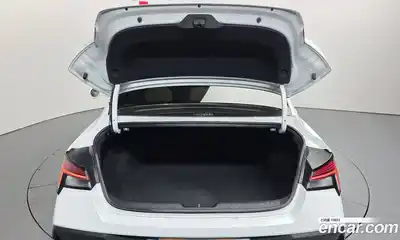 Hyundai Avante 2024 1.6 Автомат в Москве № 279316, миниатюра 5