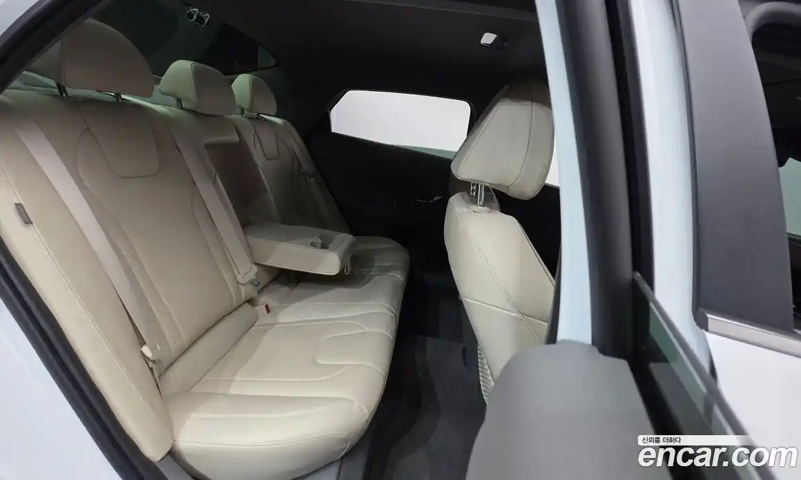 Hyundai Avante 2024 1.6 Автомат в Москве № 279316, фото 7