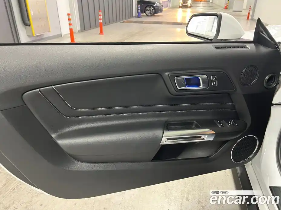 Ford Mustang 2023 2.3 Автомат в Москве № 281910, фото 15