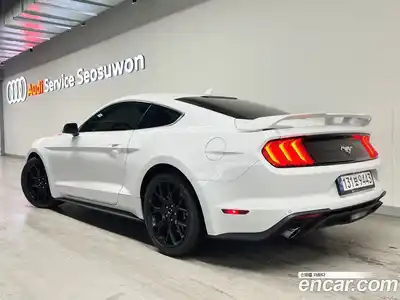 Ford Mustang 2023 2.3 Автомат в Москве № 281910, миниатюра 2