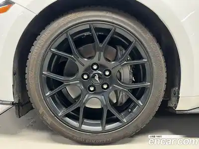 Ford Mustang 2023 2.3 Автомат в Москве № 281910, миниатюра 5