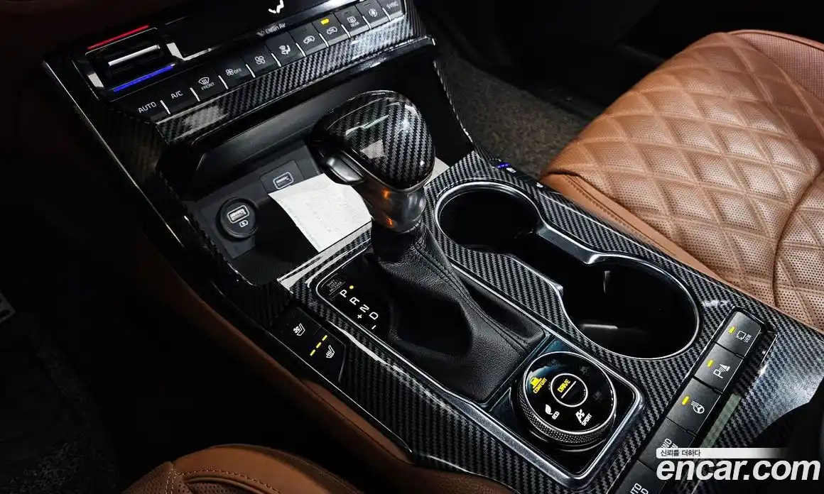 Kia Mohave 2023 3.0 Автомат в Москве № 287913, фото 16