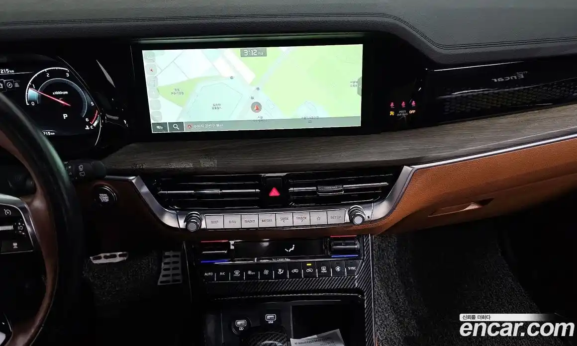 Kia Mohave 2023 3.0 Автомат в Москве № 287913, фото 5