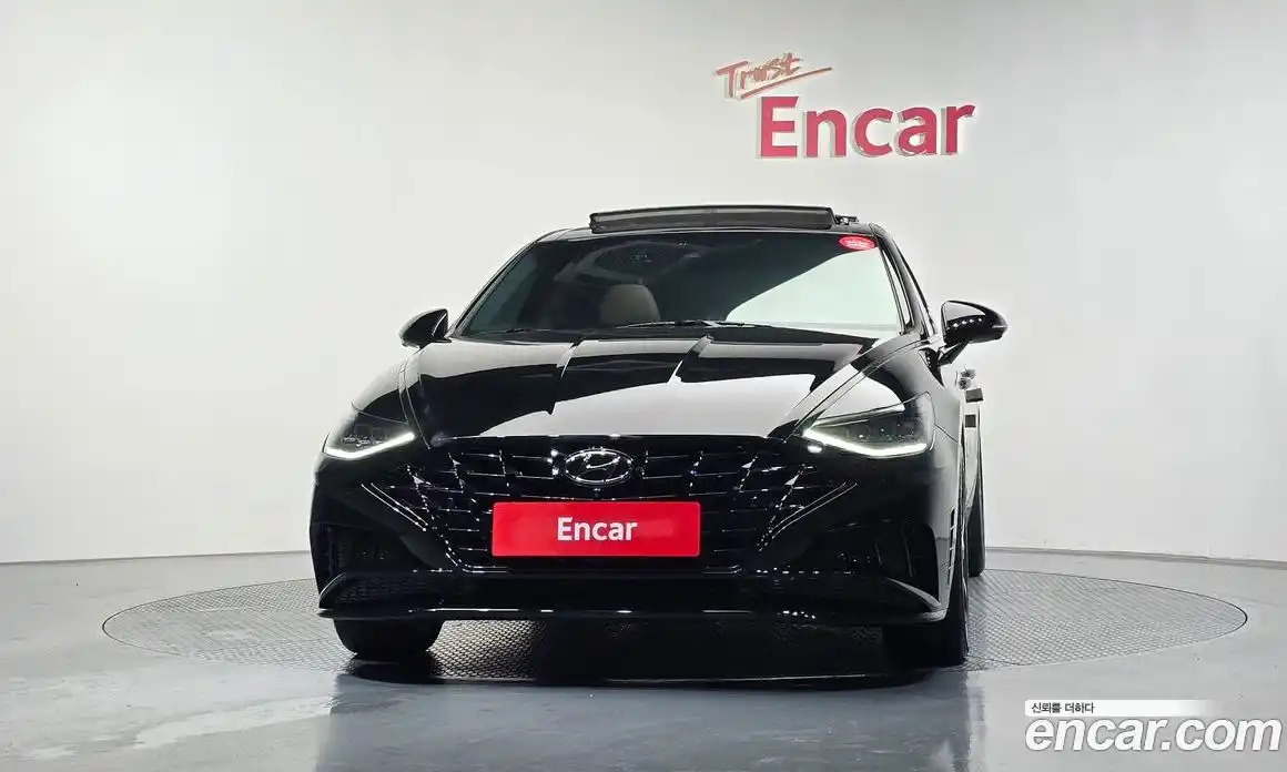 Hyundai Sonata 2023 1.6 Автомат в Москве № 305092, фото 11