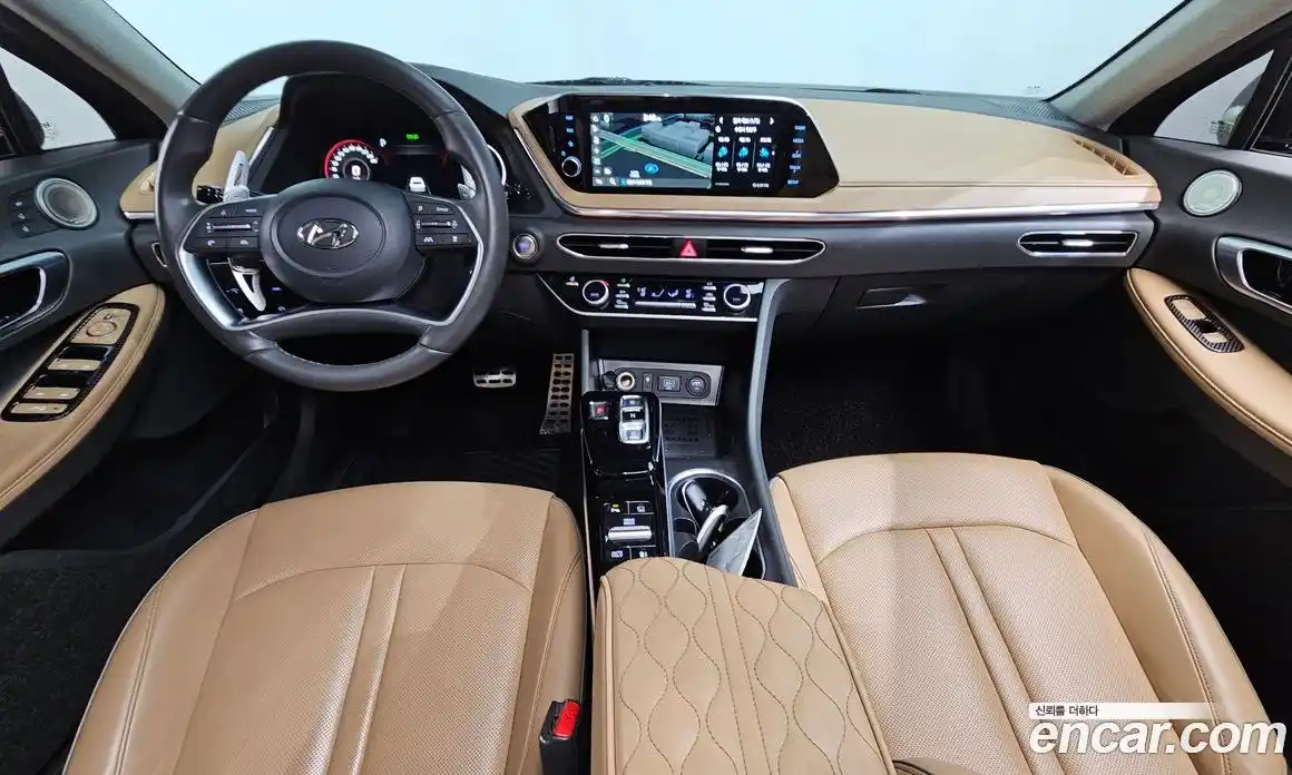 Hyundai Sonata 2023 1.6 Автомат в Москве № 305092, фото 13