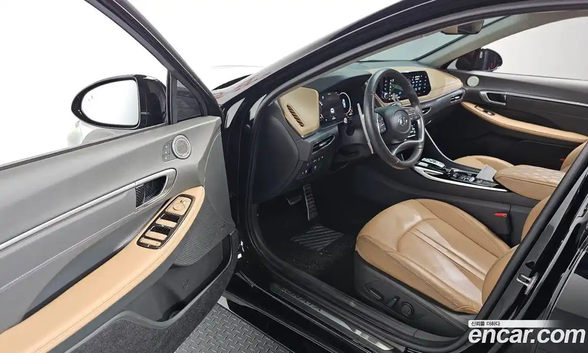 Hyundai Sonata 2023 1.6 Автомат в Москве № 305092, фото 20