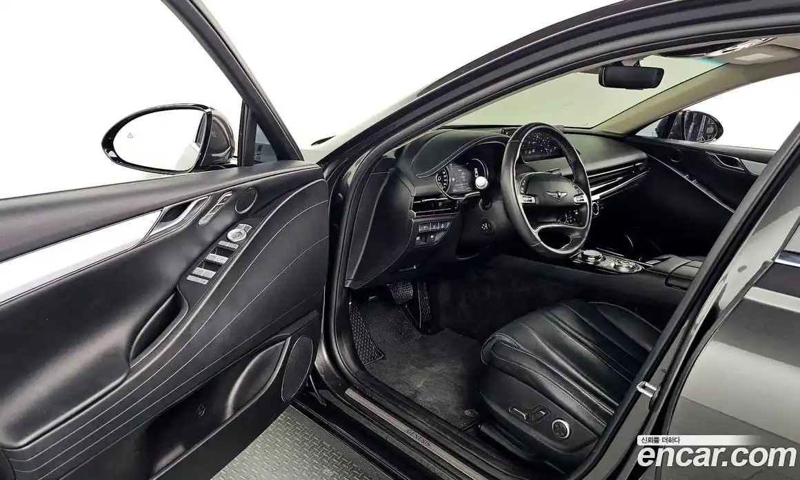 Genesis G80 2023 2.5 Автомат в Москве № 308831, фото 16