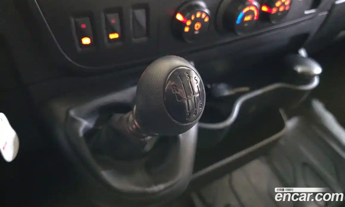 Renault Master 2020 2.3 Механическая в Москве № 316586, фото 19