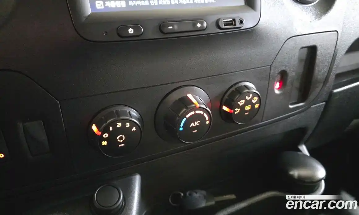 Renault Master 2020 2.3 Механическая в Москве № 316586, фото 9