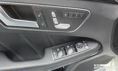 Mercedes-Benz E-Class 2014 2.1 Автомат в Москве № 342915, миниатюра 3