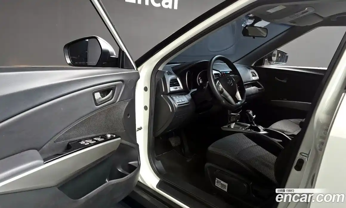 SsangYong TIBOLI 2019 1.6 Автомат в Москве № 35608, фото 13