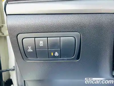 SsangYong Korando 2013 2.0 Автомат в Москве № 36174, миниатюра 7