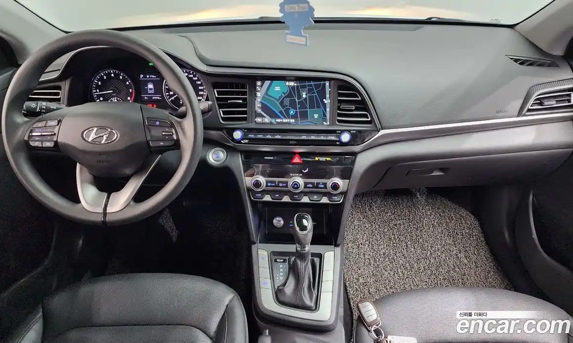 Hyundai Avante 2019 1.6 Автомат в Москве № 3672, фото 18