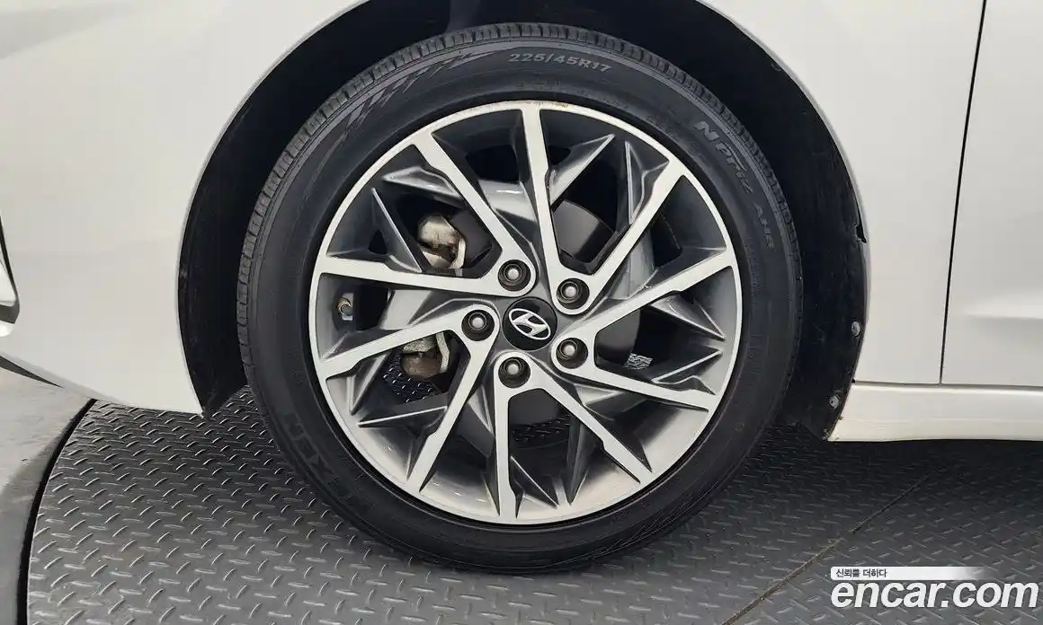 Hyundai Avante 2019 1.6 Автомат в Москве № 3672, фото 4