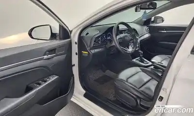Hyundai Avante 2019 1.6 Автомат в Москве № 3672, миниатюра 8