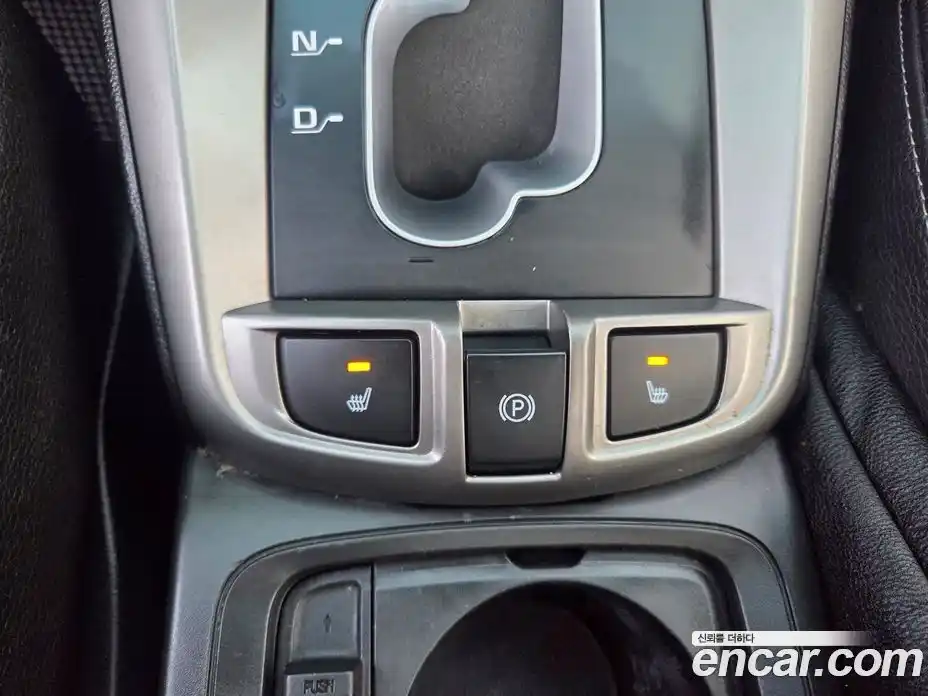 Chevrolet Captiva 2012 2.0 Автомат в Москве № 37018, фото 14