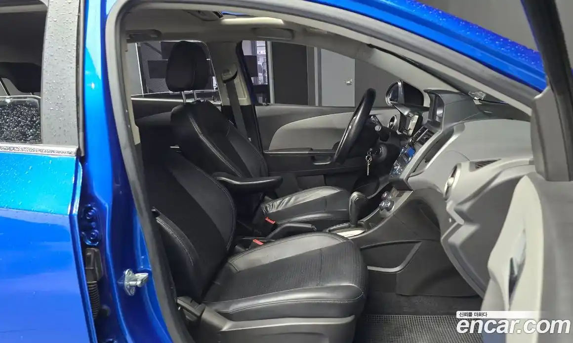 Chevrolet Aveo 2012 1.6 Автомат в Москве № 38354, фото 13